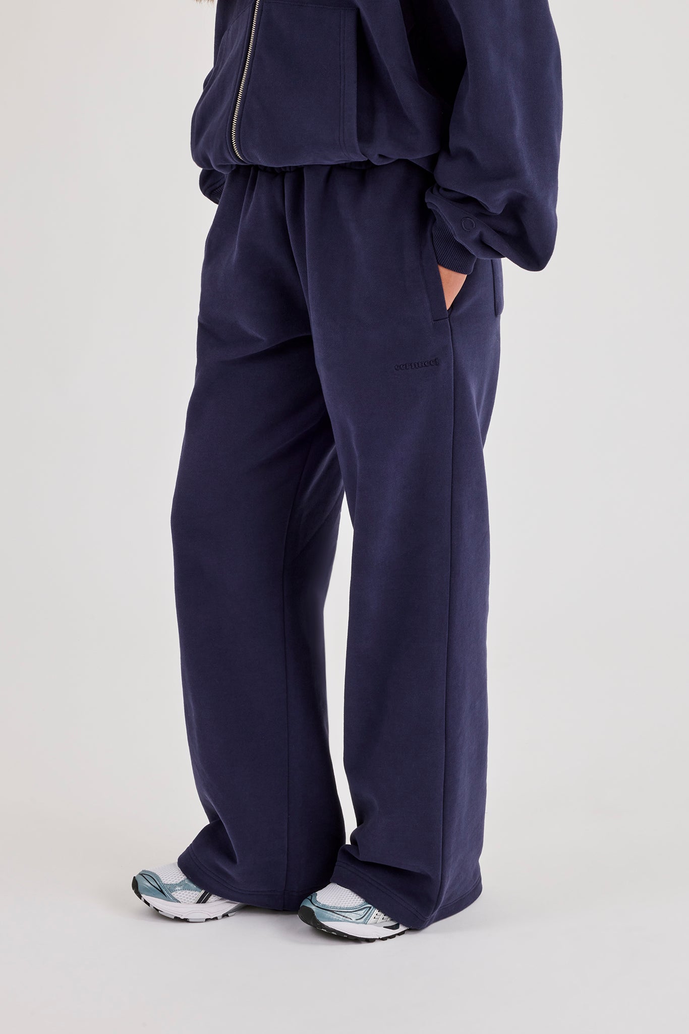 Jogginghose mit weitem Bein – Marineblau